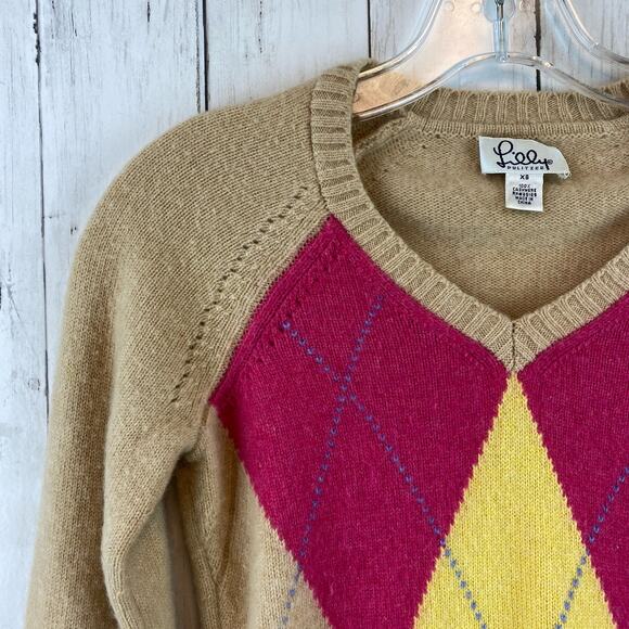 Lilly Pulitzer Tan Cashmere Argyle Long Sleeve V-Neck Preppy Sweater Size XS - Picture 2 of 8